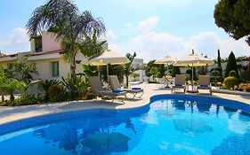 Phaedrus Living Luxury Villa Ellison